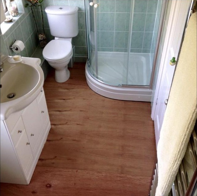 Non-slip vinyl in a shower room